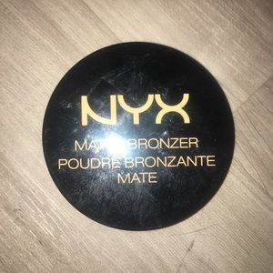 NYX matte bronzer
